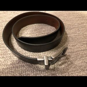 Banana Republic reversible brn/blk leather belt